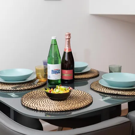 I M1-m2 2min I Strategic, Modern, Quiet Appartement Milan